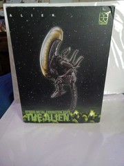The Alien #23 (Alien) 6′ Herocross Hybrid Metal Figuration