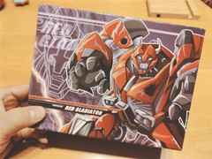 APC Toys Transformation 14CM Red Gladiator Cliffjumper Action Figure with Bonus