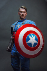 【FREE SHIPPING】1/6 scale Captain America Metal Shield Can Buckle Hand for 12”