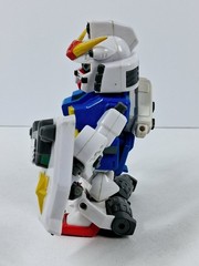 SD Gundam Force 01 Captain Gundam 4″ Action Figure 2004 Bandai Robot Toy & Shiel
