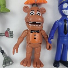 Five Nights at Freddy’s FNAF 4″ Inch Toy Figure Lot of 10!