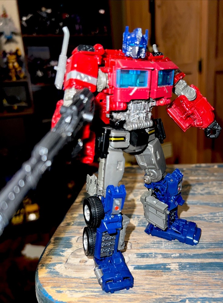 Transformers Studio Series 38 Voyager Class Optimus Prime Bumblebee Movie