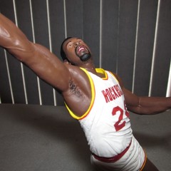 McFarlane 2007 Moses Malone Houston Rockets NBA Legends series 3 (open/loose)