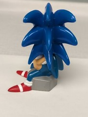 Vintage Sonic the Hedgehog hard plastic statue 5″ (1993 Sega)