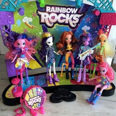 MLP My Little Pony Equestria Girls Rainbow Rocks Mane Event Stage With Dolls!