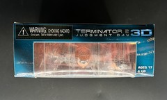 NECA Reel Toys Terminator 2 Judgement Day 3D T-800 Shotgun & Flower Box Figure