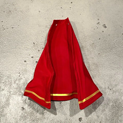 SU-C-UTRN: 1/12 Wired red cape with gold trim for Marvel Legends Infinity Ultron