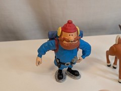 7x RUDOLPH & The Island of Misfit Toys Figures, 2002 & 2003 Playing Mantis