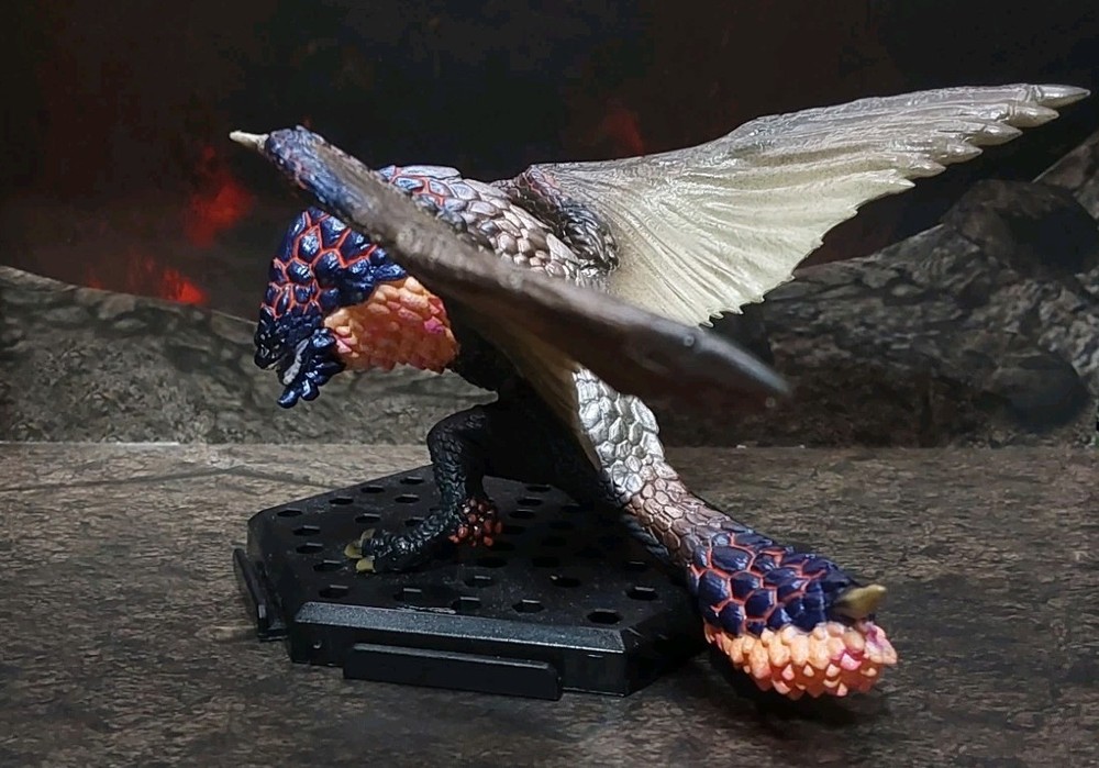 Seething Bazelgeuse Monster Hunter Figure Builder Blind Box Figure