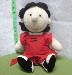 LUCY VAN PELT plush doll Peanuts toy 1980s comic-strip Charles M. Schulz