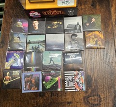 Mini Brands VINYL with 19 extra vinyls and headphones