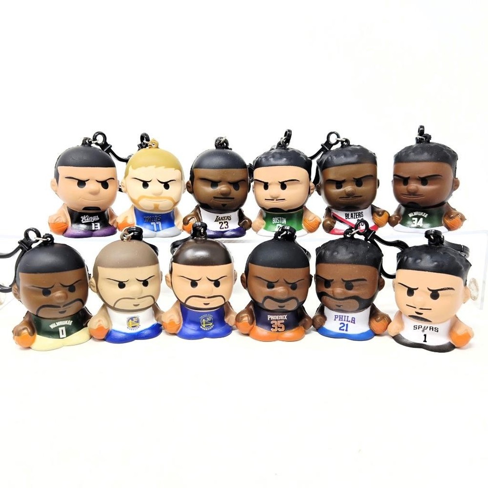 NBA SqueezyMates Basketball Figure Clips Lot of 12 NEW Different Players (Bin14)