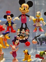 LOT OF 14 MIXED COLLECTIBLE TOY FIGURINES ACTION FIGURES MICKEY SNOOPY & MORE