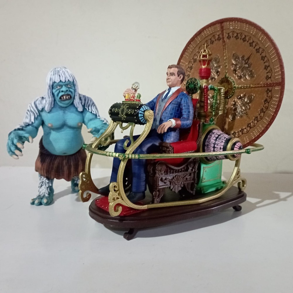 H.G. Wells’ The Time Machine + Morlock + George 1/12 scale deluxe model