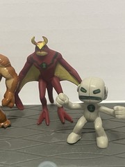 CARTOON NETWORK TV SHOW BEN 10 MINI ALIEN FORCE FIGURINE SET OF 9 FIGURES LOT