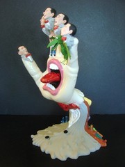 PEE-WEE HERMAN SCREAMS HAND Custom Kidrobot Santa Cruz Screaming Hand Figure