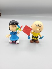 Lot Of 2 Peanuts Charlie Brown Lucy PVC Vinyl Figures JP Peanuts Used