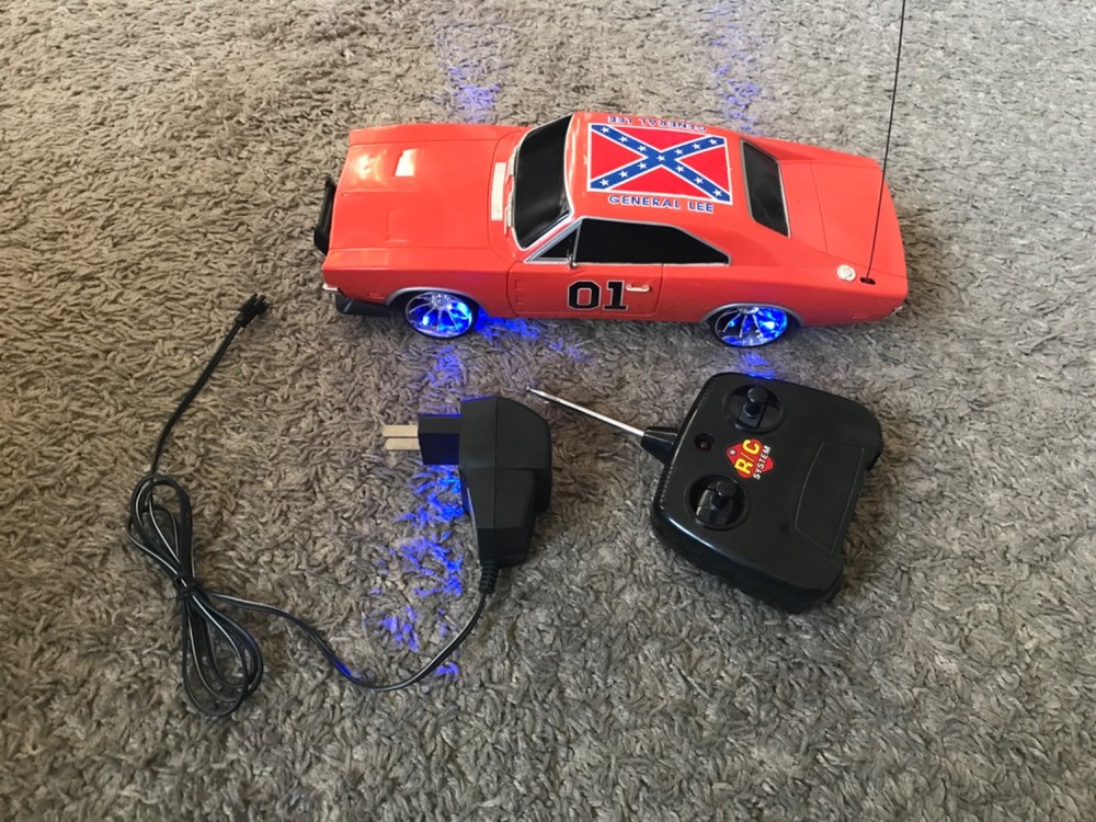 The Dukes Of Hazard General Lee Remote Control Car 12”