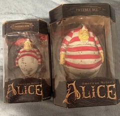 American McGee’s Alice TWEEDLE DEE & TWEEDLE DUM Action Figures 2000 Lot Of 2
