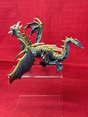 RAZORTHORN DRAGON ACTION FIGURE DRAGONHEART W/ BATTLE THORNS PURPLE GREEN CLEAN!