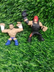 2012 WWE Wrestling Rumblers Series 3 CM Punk Mini & Kane Figure Loose