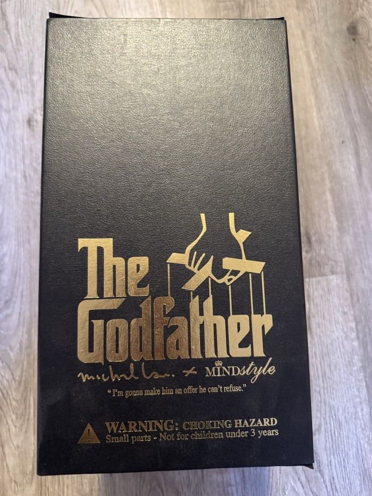 Mindstyle The Godfather Michael Lau Horse Head Michael Lau Art Toy YELLOW