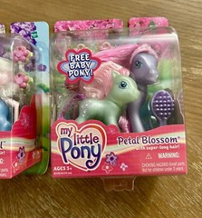 My Little Pony 2003 ALOHA PEARL BONUS BABY Bellaluna & Petal Blossom