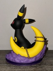 Funism Pokémon Prime Figure Umbreon Approx. 7” Tall