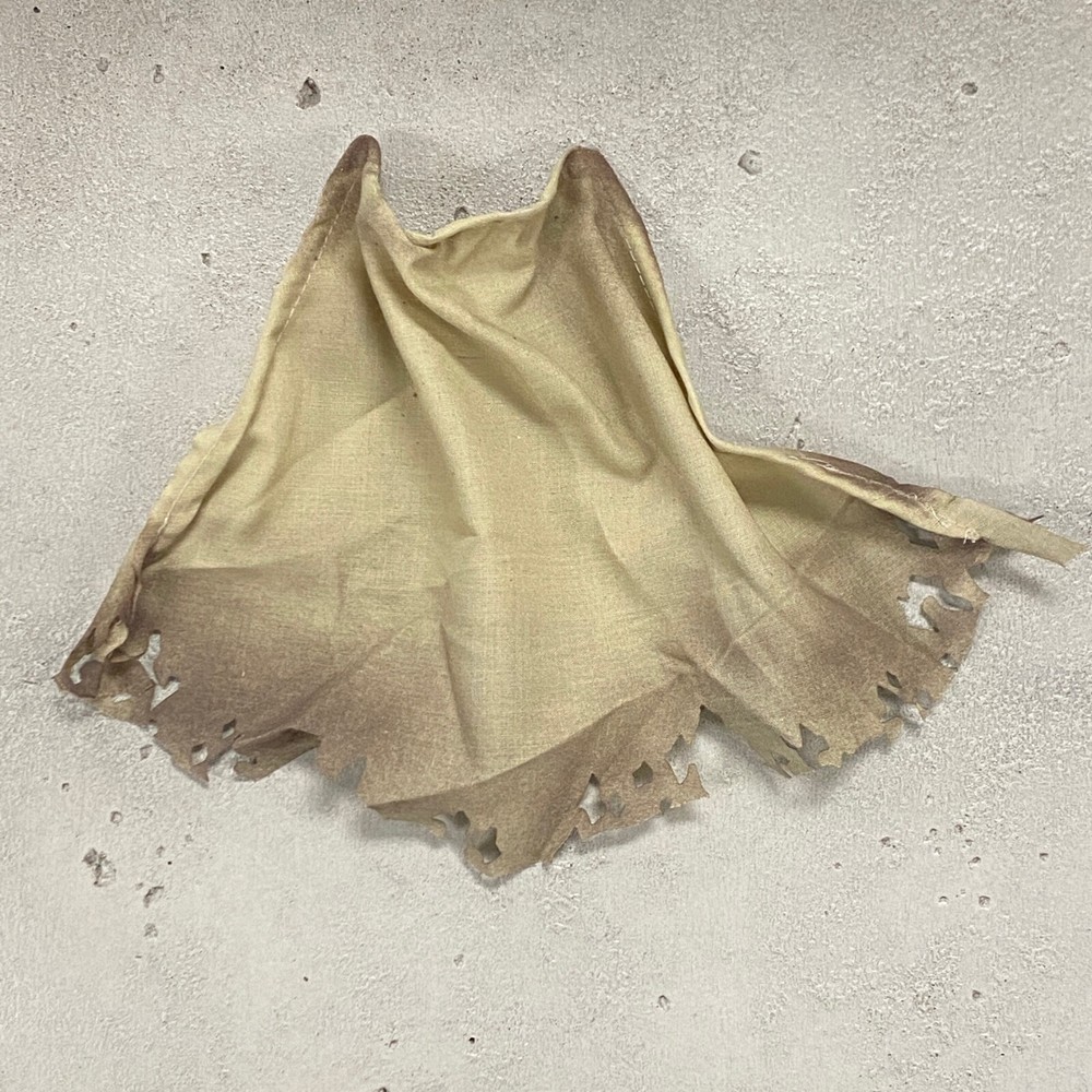 SU-C-LZFB-BE: 1/12 wired weathered battle damaged Beige cape for 6″ figure