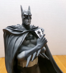 FATHER & SON BATMAN SPECIAL DEAL STATUE #’D BRIAN BOLLAND & 1966 JOKER FIGURE