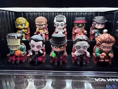 Authentic Universal Monsters Series Blind Box Halloween Confirmed Figure Toy