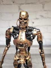 NECA Reel Toys Terminator 2 Kenner Tribute Future War Metal Mash Endoskeleton