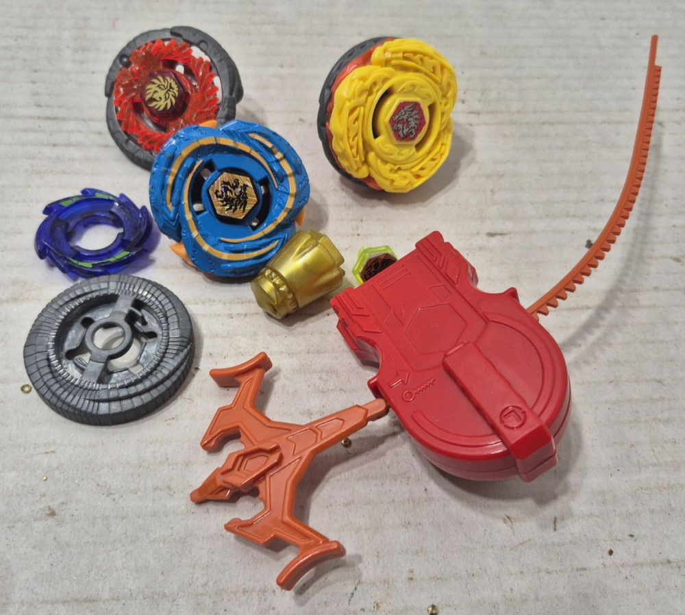 Lot of Beyblades Jade Jupiter 130B Red/L-Drago Guardian D125B/Electro Tornado