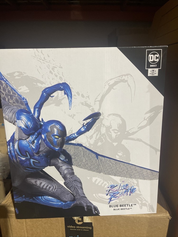 DC Blue Beetle Movie Blue Beetle 12-Inch Resin Statue