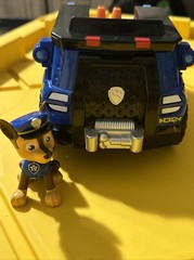 Paw Patrol Chase On a Roll Deluxe Police Cruiser Car Vehicle And Figure Toy