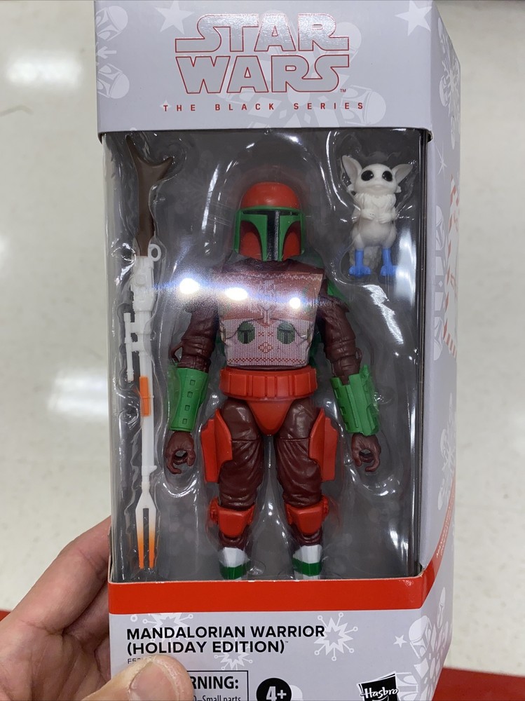 STAR WARS “MANDALORIAN WARRIOR (HOLIDAY EDITION)” BLACK SERIES 6″ FIGURE – F5305