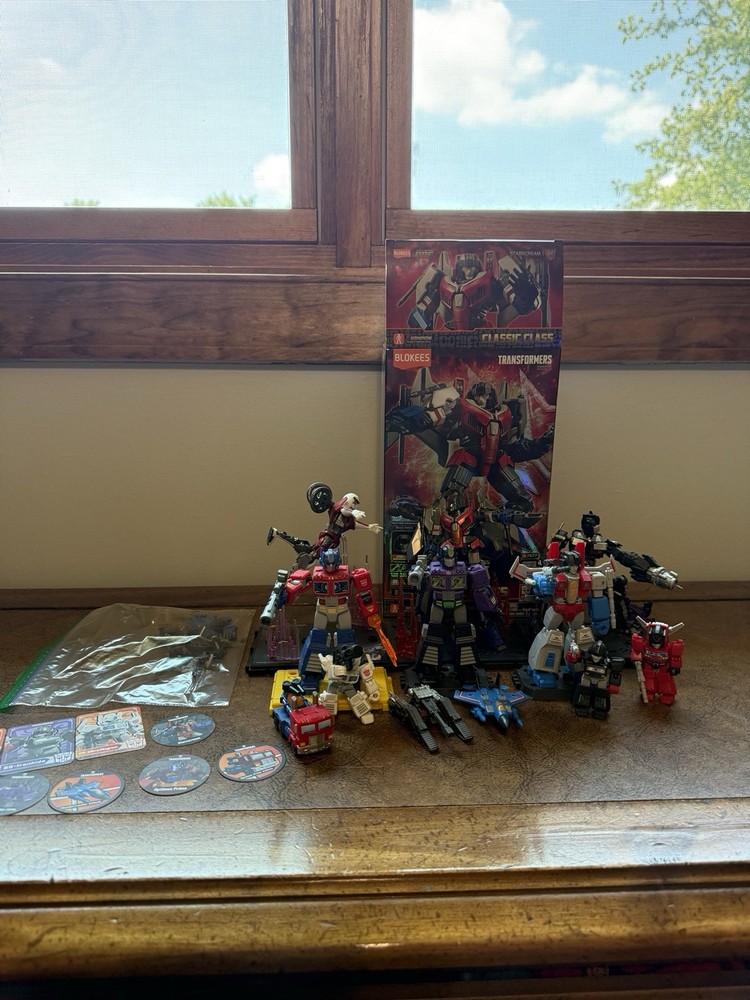 Blokees Transformers LOT Figure Set Starscream, Dark Optimus, + Cards/Weapons