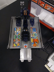 Transformers KC-01 KO Die-Cast Optimus Prime Missing Link G1 Trailer & Bumblebee