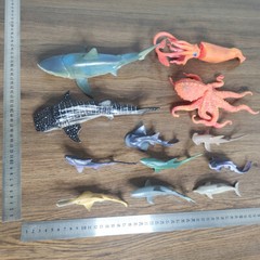 Simulated Solid Joint Movement Whale Great White Shark Marine Animal Combination