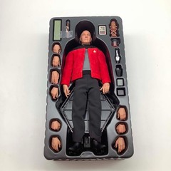 EXO-6 Star Trek Next Captain Jean-Luc Picard Standard 1/6 Figure