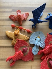 1986 Kenner Vintage Silverhawks Action Figure Accessory Lot Of 12 Birds Weapon!