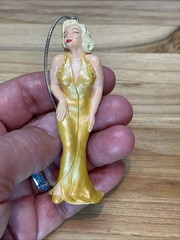Estate Of Marilyn Monroe 1990 Pop Culture Ornament Collectible Figure 3.75″ Rare