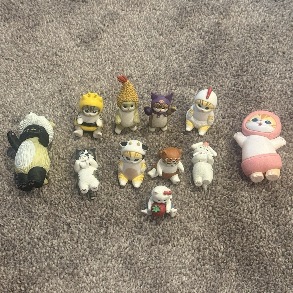 Mixed Lot Small Animal Mini Figures Set Penguin Dog Cat Plastic Multicolor