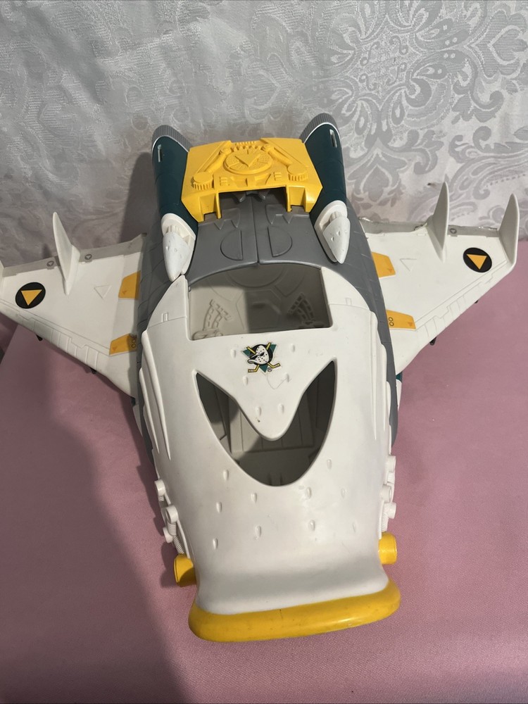 Vintage 1996 Mighty Ducks Animated Series Aerowing Battle Cruiser READ DESC
