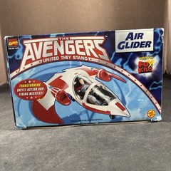 AVENGERS UNITED THEY STAND AIR GLIDER TOY BIZ VEHICLE ACTION FIGURE NEW