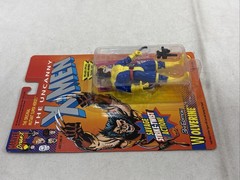 1991 ToyBiz Marvel X-Men Wolverine Savage Strike Twist Action Figure 3rd Edition