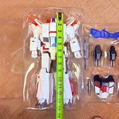 Transformers G1 Jetfire Skyfire V33-06 Transforming 14-INCH Action Figure Toy