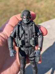 McFarlane Call of Duty Lieutenant Simon “Ghost” Riley 6″ Figure NO Gun