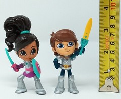 Princess Knight Nella & Garrett 3.5″ figures 2017 2018 Viacom Nickelodeon