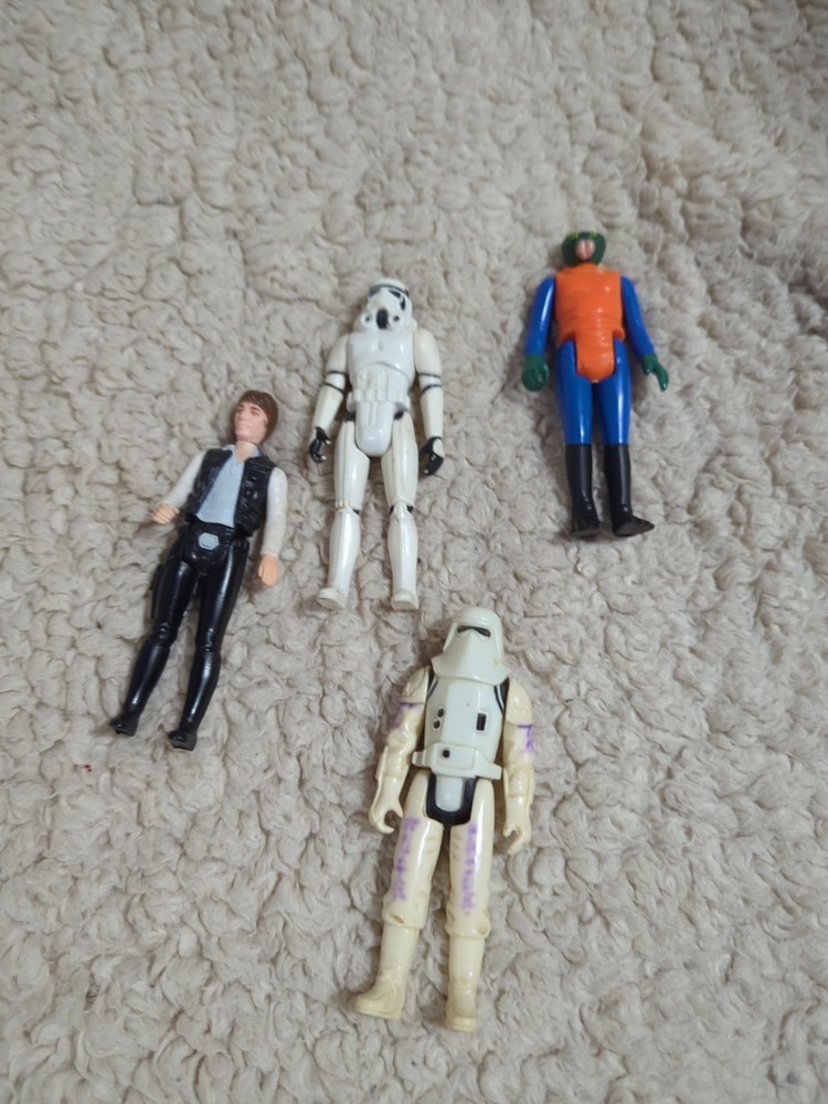 lot of 4 various vintage Star Wars figures (see photos)